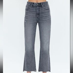 Ally in Vintage Earl Grey